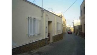 Chalet  C/ noria. Solvia inmobiliaria  casa adra