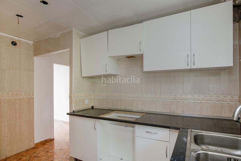 Foto 0412b076-c3a0-4610-bebf-16c371c3083e. Pis a Vila - roja Girona