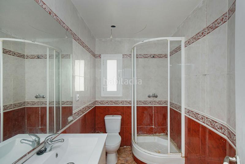 Foto 814ee185-02f3-4d71-b4e7-2aca9c10a7e5. Pis a Vila - roja Girona