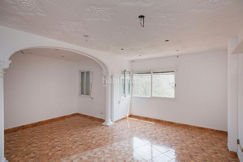 Foto 92aa4626-d406-41b5-a7c8-6bce5772536a. Pis a Vila - roja Girona