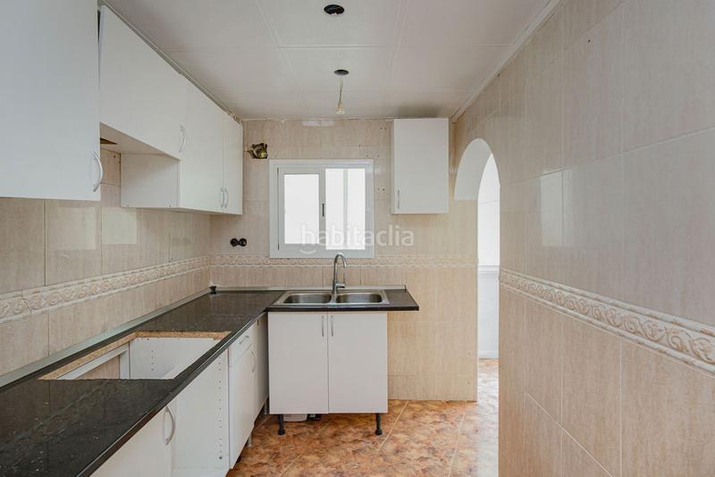 Foto d9af279c-d3e4-44da-91b9-23d256a870b3. Pis a Vila - roja Girona