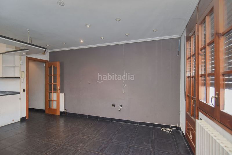 Foto c131bb7d-53da-4895-9414-51d3348eb8dc. Pis a Escodines Manresa