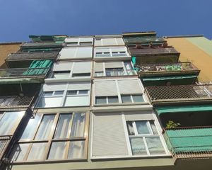 Flat  Pz catalunya. Solvia inmobiliaria  piso salt