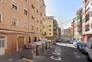 Appartement  C/ ampúrias. Solvia inmobiliaria  piso hospitalet de llobregat el