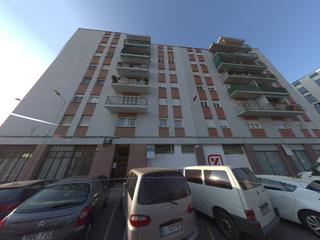 Appartement  C/ guell. Solvia inmobiliaria  piso girona