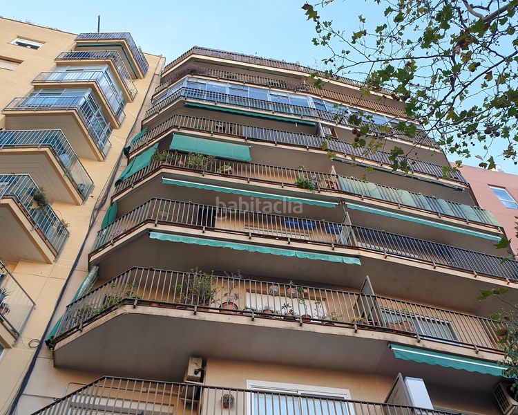 Foto b8f25420-5e5e-422a-8a6a-23bad507dea9. Pis a El Camp de l´Arpa del Clot Barcelona