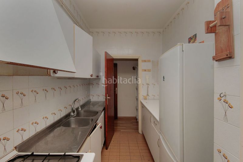 Foto dd4e5aa0-f46b-424d-a161-6cf85b3c8cb1. Pis a El Camp de l´Arpa del Clot Barcelona