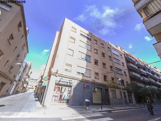 Etagenwohnung  C/ virgen de las maravillas. Solvia inmobiliaria  piso mataró