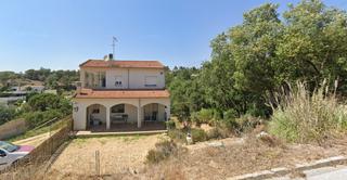 Chalet  C/ begonia. Solvia inmobiliaria  chalet independiente vidreres