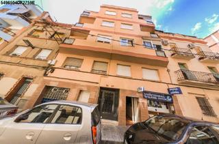 Pis  C/ de joan maragall. Solvia inmobiliaria  piso hospitalet de llobregat el