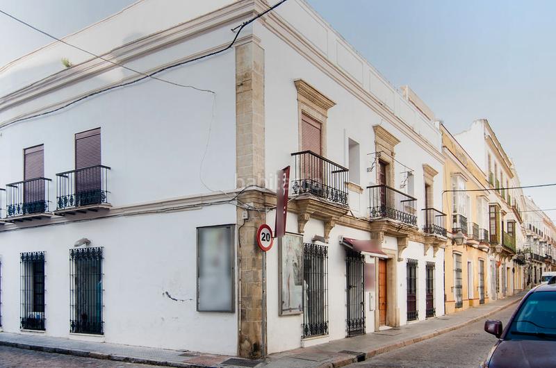 Foto aa8a25b1-a801-4bac-9680-abbcf6737a8c. Chalet solvia inmobiliaria casa en Centro Jerez de la Frontera
