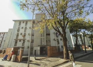 Pis  Calle motril. Solvia inmobiliaria  piso córdoba