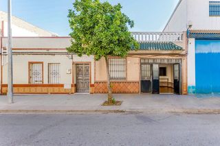 Chalet  C/ cerro blanco. Solvia inmobiliaria  casa dos hermanas