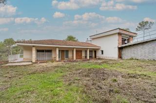 Édifice  C/ de la guineu. Solvia inmobiliaria  en construccion olivellaurbanitzacio