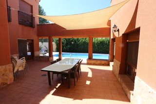 Chalet  Urb. cañada molina. Solvia inmobiliaria  chalet independiente arcas del villar