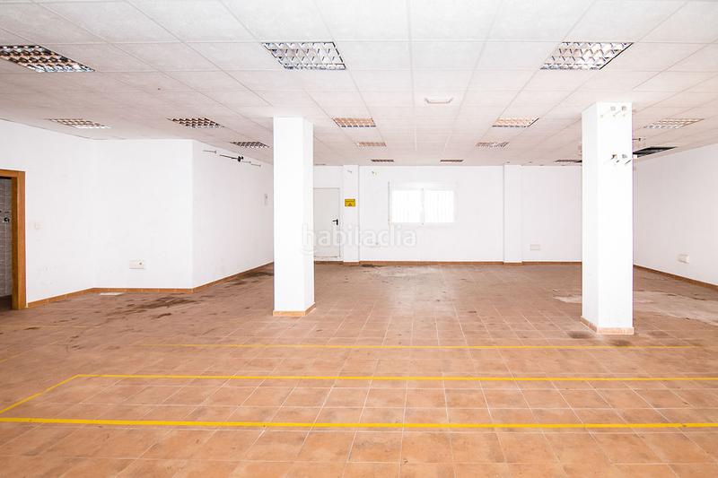 Foto 51e531c3-9eca-4ceb-afa7-2f168c2bcf21. Lloguer local comercial a Ronda Sur Murcia