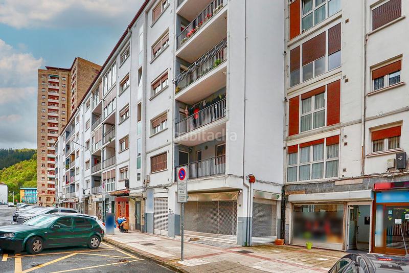 Foto 4680fc61-d2c4-4832-b377-4a6f2d75999e. Local comercial solvia inmobiliaria locales arrasatemondragón en Arrasate o Mondragón