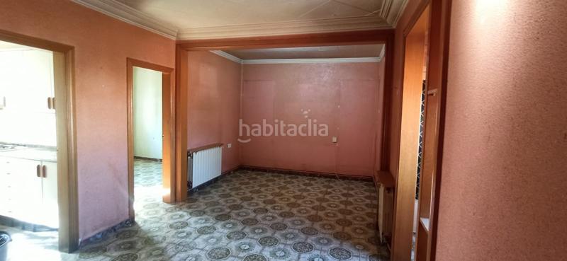 Foto c14d3aae-ca40-4eef-b4a8-73e2ef66214d. Flat with heating in Creu de Barberà Sabadell