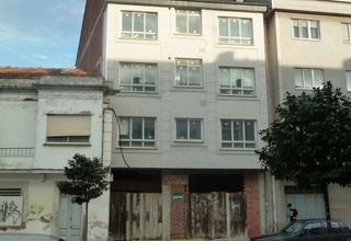 Edificio en Ctra Catabois