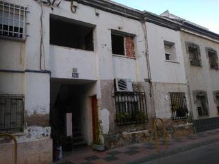 Pis  C/ alcalde batolomé spottorno. Solvia inmobiliaria  piso cartagena