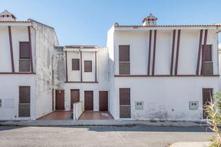 Casa aparellada  C/ oregano. Solvia inmobiliaria  chalet adosado cortegana