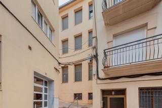 Pis  C/ beaterio. Solvia inmobiliaria  piso llíria