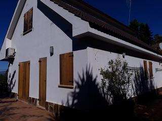 Chalet  C/ mare de deu de lourdes. Solvia inmobiliaria  chalet independiente corbera de llobregat
