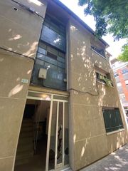Appartement  C/ sant jaume. Solvia inmobiliaria  piso salt