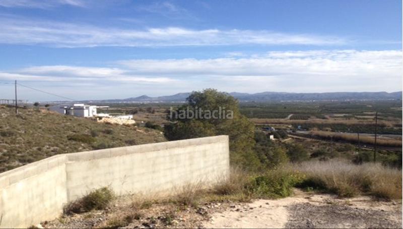 Foto a3103aef-fb24-4384-9fd5-f1bc54b5d275. Fondo rustico in Alberic