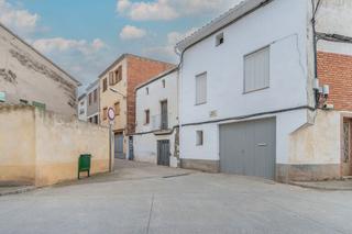 Xalet  C/ barrots. Solvia inmobiliaria  casa fuliola la