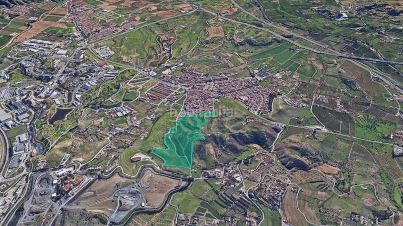 Foto 968fc80a-3ed4-4e6f-8480-02e8ae775341. Finca rústica a Campanillas Málaga