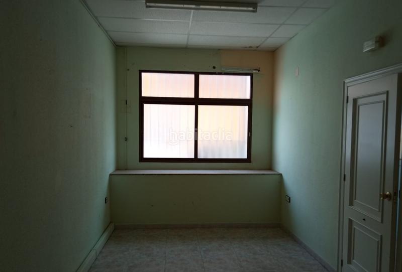 Foto 489fdff7-c055-4347-91c3-07769ed54936. Rent business premise in Carolina (La)