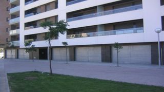 Miete Geschäftsraum  C/ doctor trueta y c/ josep carner. Solvia inmobiliaria  locales lleida