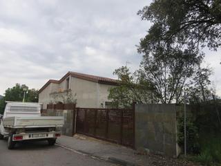 Xalet  Lg can cadell. Solvia inmobiliaria  chalet independiente sant feliu de buixalle