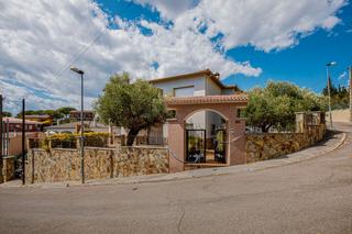 Xalet  C/ rocacorba - ur terrafortuna -. Solvia inmobiliaria  chalet independiente vidreres