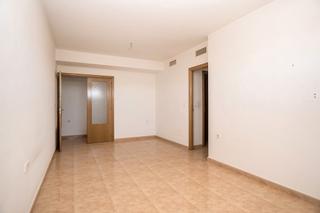 Pis  C/ calderón de la barca. Solvia inmobiliaria  piso fortuna