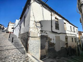 Chalet  C/ capitán aranda alta. Solvia inmobiliaria  casa jaén