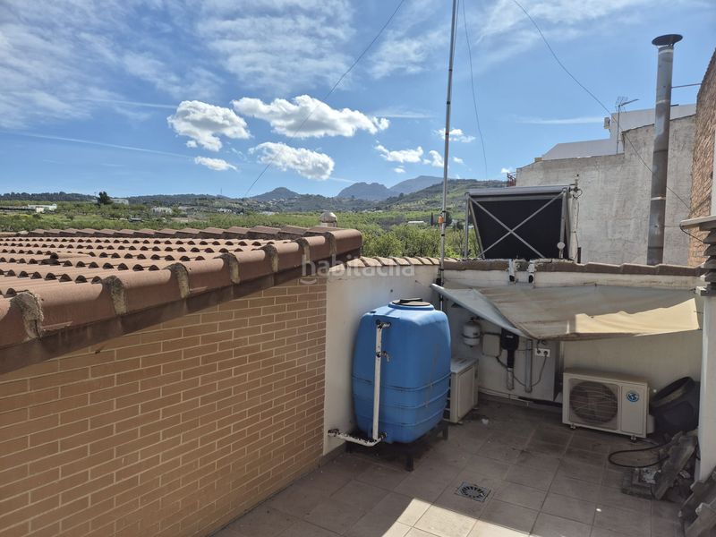 Foto 19ac6c6a-e15d-4da4-aa2b-6f7d2c163175. Xalet amb aparcament a Torredelcampo