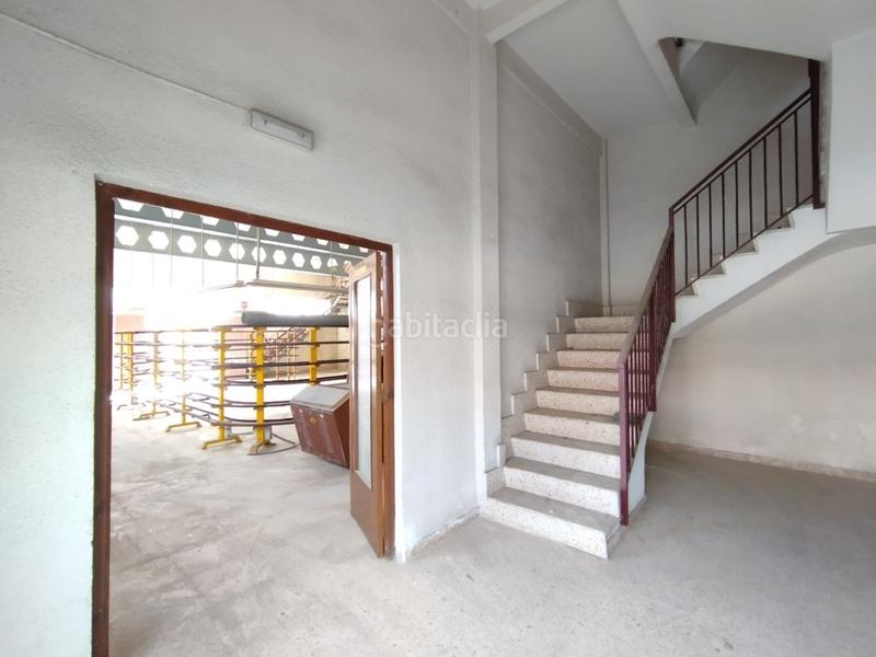 Foto 1c5f7d9c-c541-4778-9ee3-5c81b59501a1. Bâtiment à usage industriel dans San Crispín-Huerta Nueva-Estación Elda