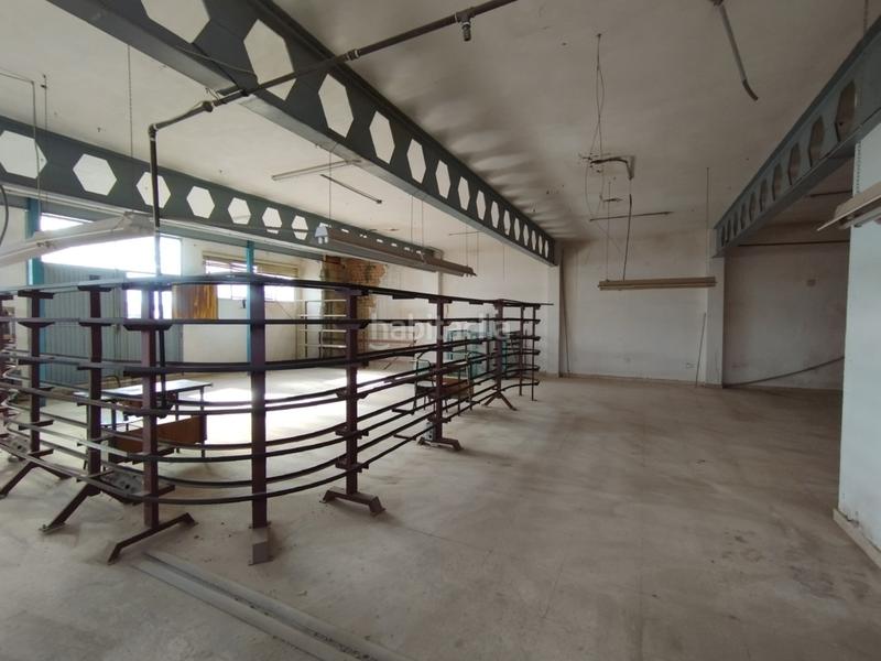 Foto 7c1aa030-05bc-45d8-97c3-72fe8fb3d5b0. Bâtiment à usage industriel dans San Crispín-Huerta Nueva-Estación Elda