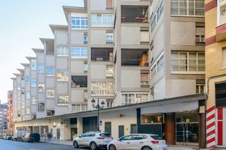 Pis  Plz general primo de rivera,  edif arango. Solvia inmobiliaria  piso oviedo