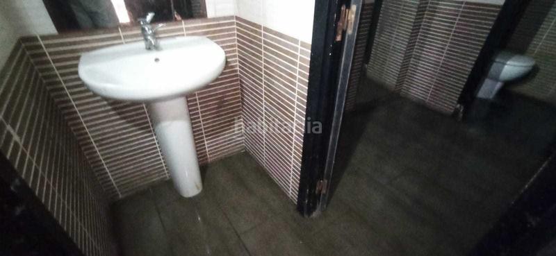 Foto 187b913a-52e2-49ad-b0cf-9564a727ba60. Local comercial a Barri Antic Manresa