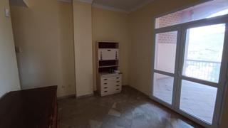 Pis  C/ aixa la horra. Solvia inmobiliaria  piso granada