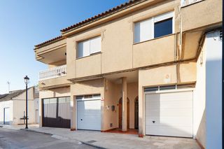 Pis  C/ fernando de magallanes. Solvia inmobiliaria  piso cartagena