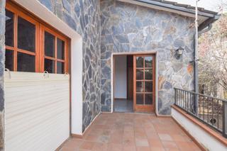 Xalet  C/ les baumes. Solvia inmobiliaria  chalet independiente sant llorenç savall