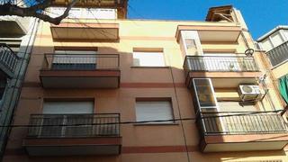 Appartement  C/ montevideo. Solvia inmobiliaria  piso santa coloma de gramenet