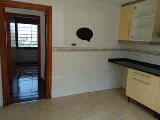 Casa aparellada  C/ acacia. Solvia inmobiliaria  chalet adosado olèrdola