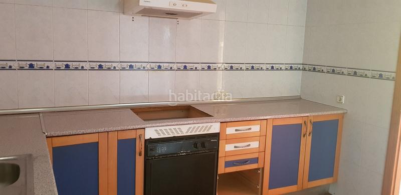 Foto e2a2d864-7033-4a84-a466-f3f7782cd263. Pis a Torres de Albánchez