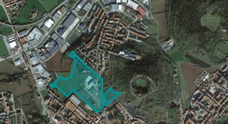 Finca rústica  Peça del marge gran i de la coma. Solvia inmobiliaria  suelo urbanizable olot