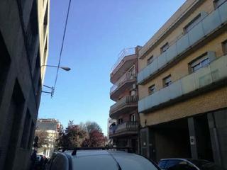Business premise  C/ baro. Solvia inmobiliaria  locales santa coloma de gramenet